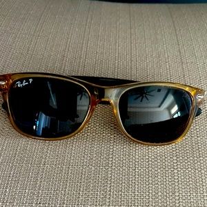 Ray-Ban wayfarer sunglasses